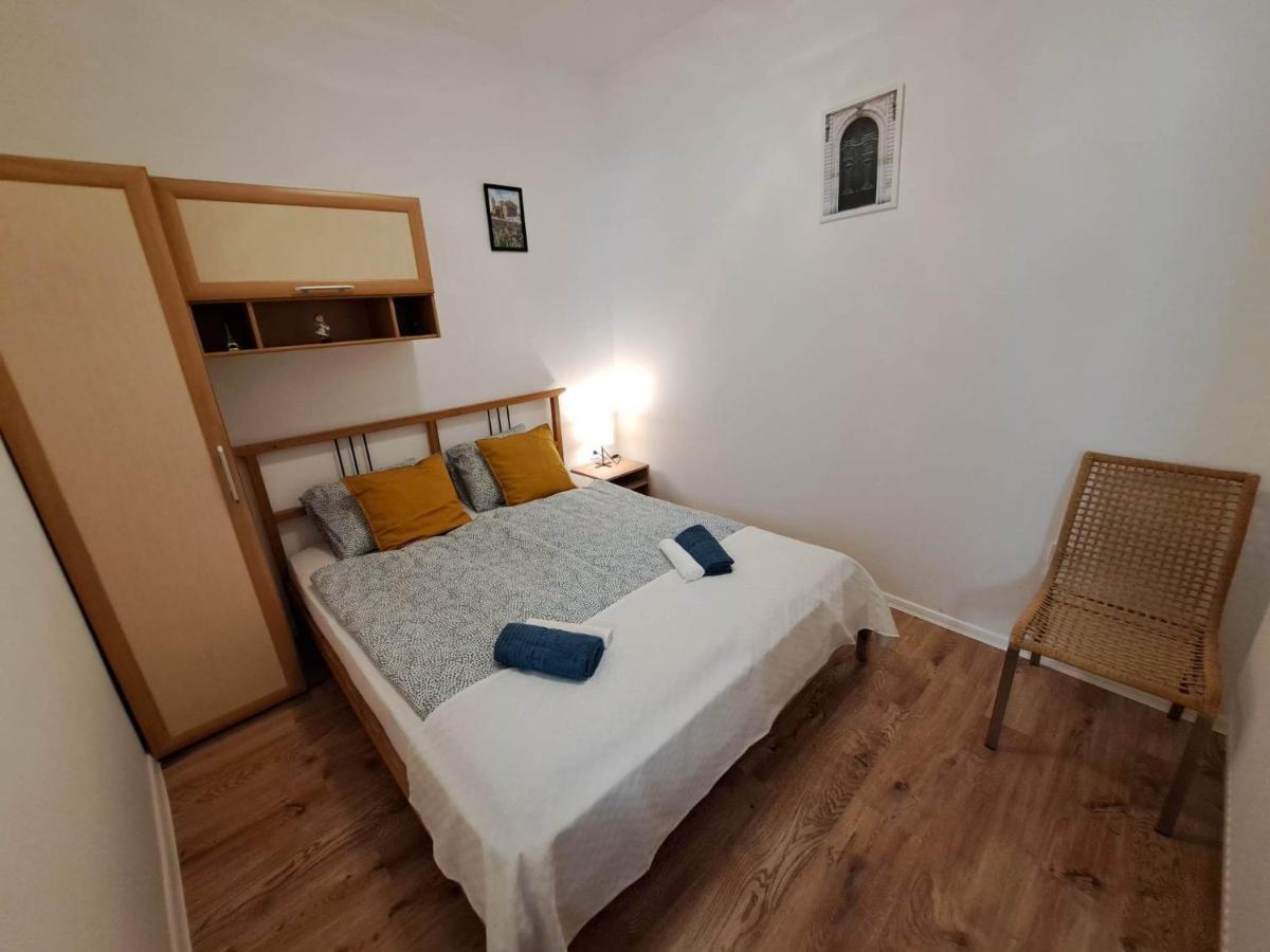 Milla Apartmanok Eger Buitenkant foto