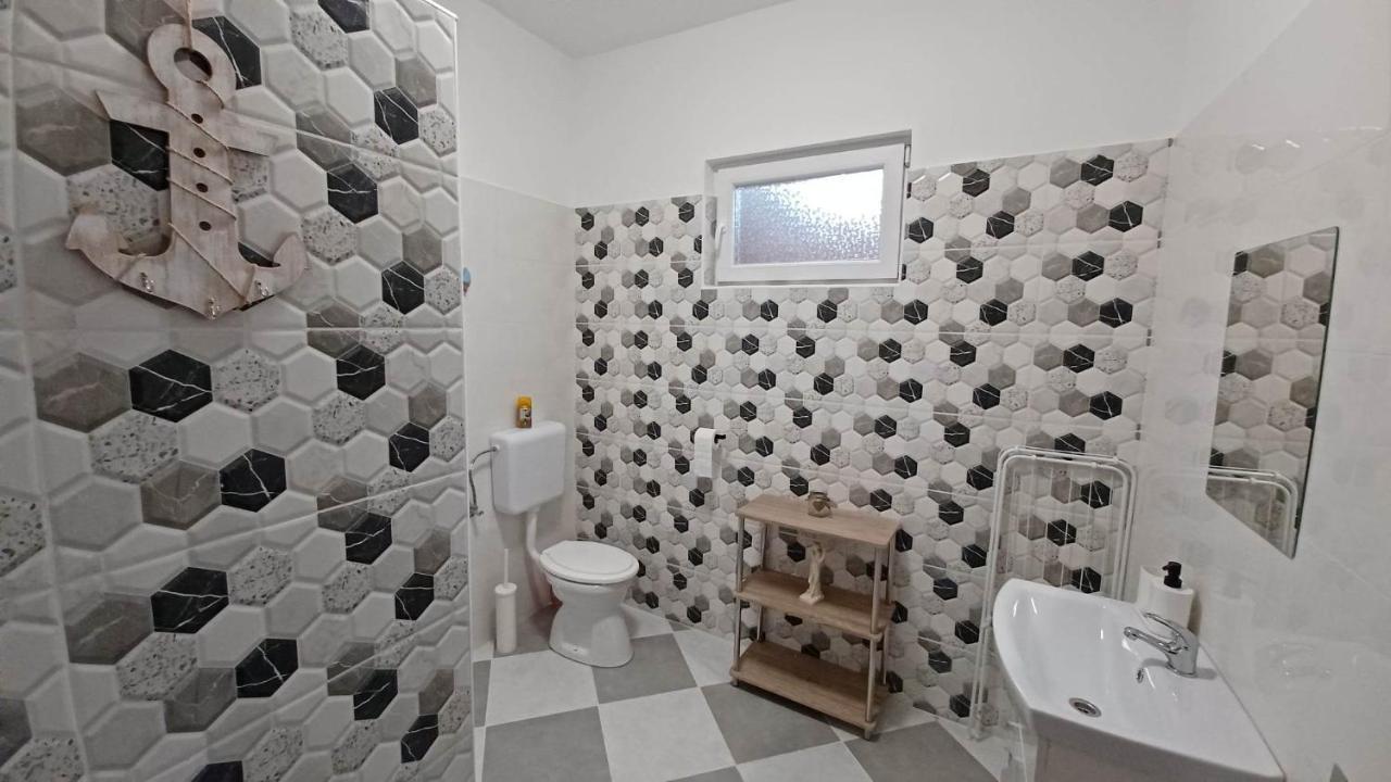 Milla Apartmanok Eger Buitenkant foto