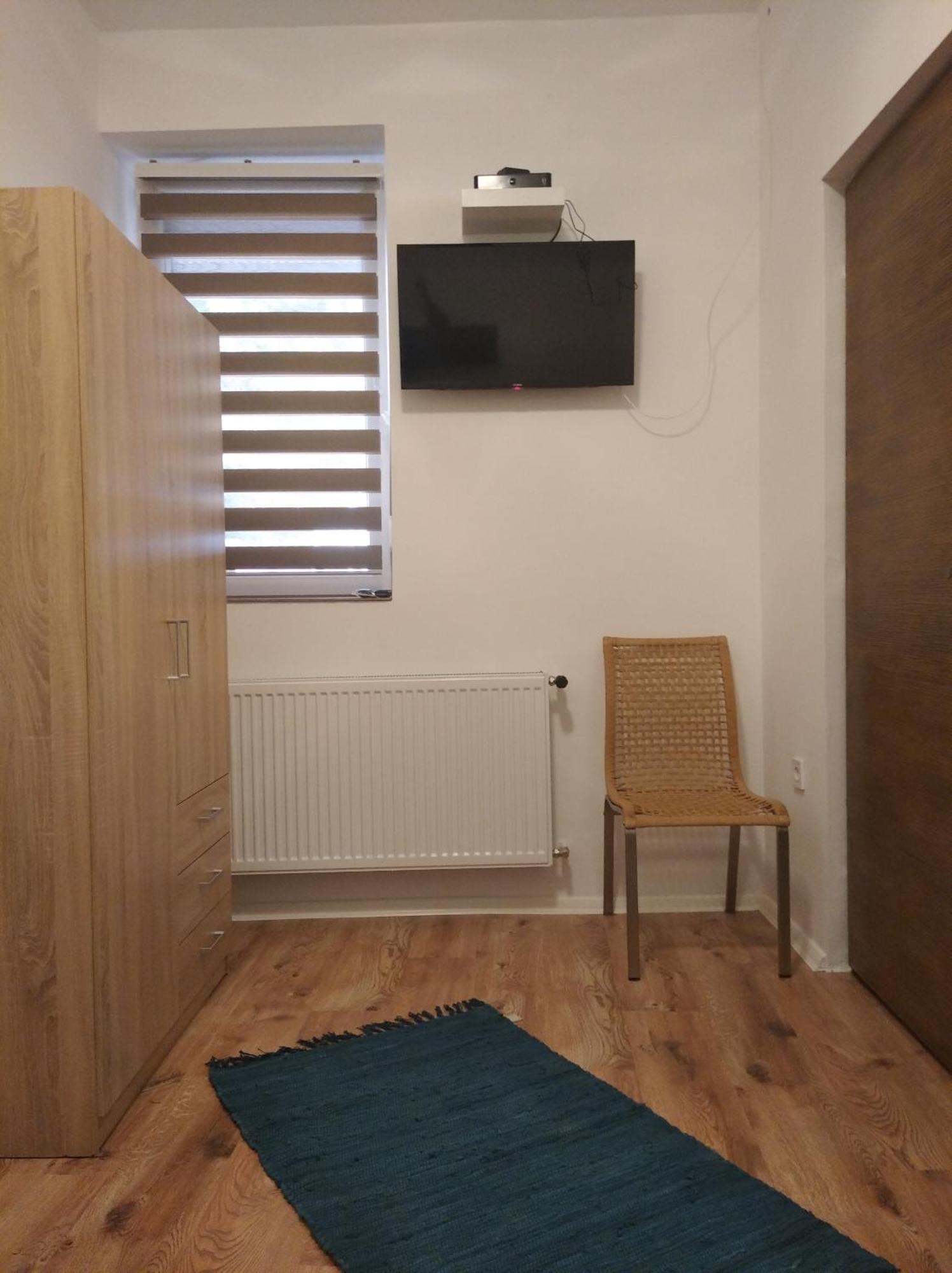 Milla Apartmanok Eger Buitenkant foto